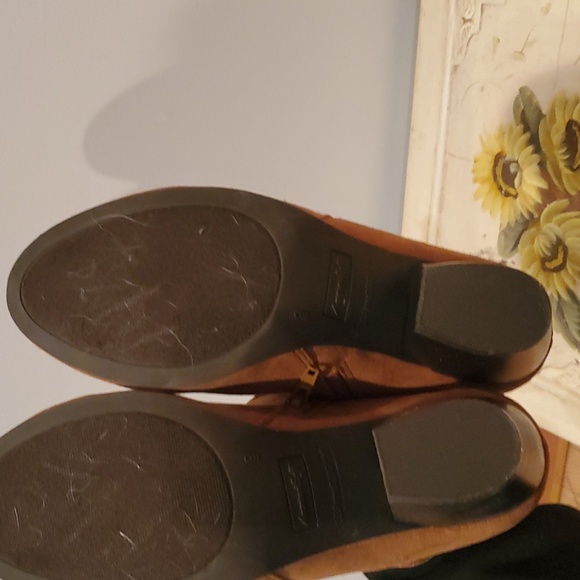 Booties - Picture 3 of 4